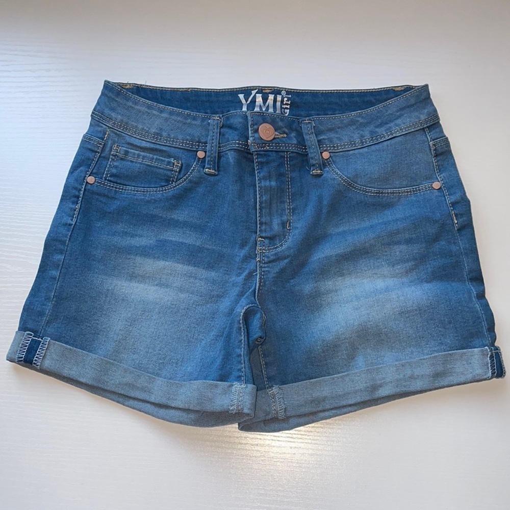 YMI girl medium wash jean shorts